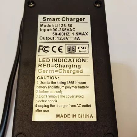 Chargeur de batterie 12.6V 5A FEIDER