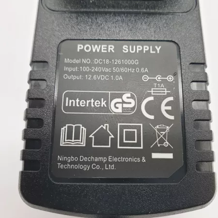 Chargeur de batterie 240V 0.6A