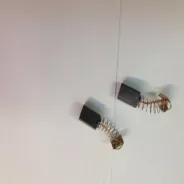 Jeu de charbons HYUNDAI